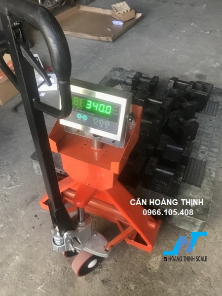Cân điện tử xe nâng DI28SS 1 tấn được Cân Hoàng Thịnh cung cấp mẫu cân xe nâng tay pallet 1000kg chất lượng cao chính hãng. Liên hệ 0966.105.408 để được giảm giá 10%