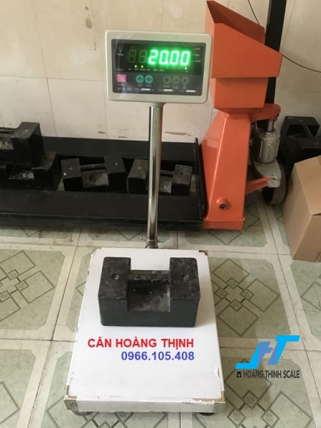 Cân Bàn Điện Tử DI30 150KG là mẫu cân thông dụng chuyên dùng cho cân trọng lượng, cân nông sản, cân hàng hóa các loại phục vụ cho mục đích đo lường sản phẩm