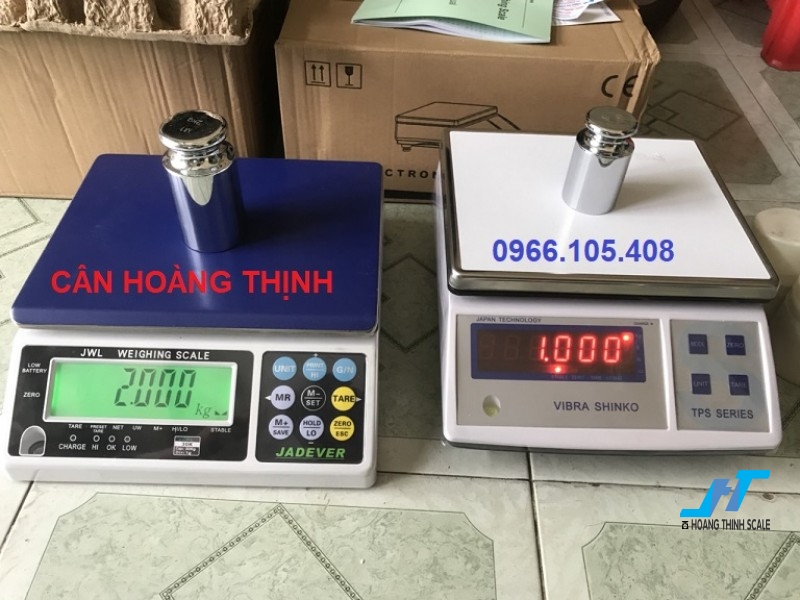 Bạn đang cân về nông sản, hàng hóa, bạn đang băn khoăn không biết nên lựa chọn loại nào cho phù hợp. Vậy hãy cùng CÂN HOÀNG THỊNH theo dõi những mẫu cân điện tử loại 3kg 6kg 15kg 30kg chính hãng chất lượng dưới đây nhé.