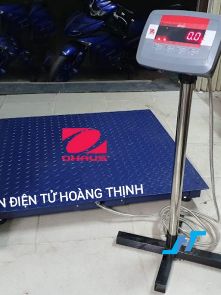 Cân sàn điện tử Ohaus là mẫu cân sàn được Cân Hoàng Thịnh cung cấp chính hãng chất lượng cao, được gia công chắc chắn chịu tải đến 150%. Gọi 0966.105.408 để được tư vấn báo giá