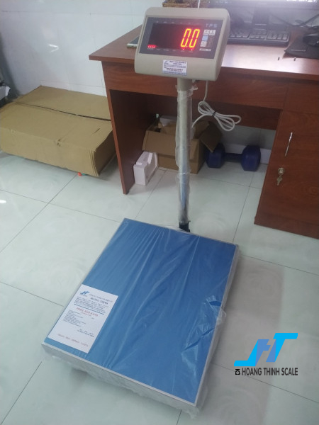 Cân điện tử cân lúa gạo 60kg, 100kg, 150kg, 200kg, 300kg, 500kg được Cân Hoàng Thịnh cung cấp chính hãng chất lượng liên hệ 0966.105.408 để được giảm giá ngay 10%